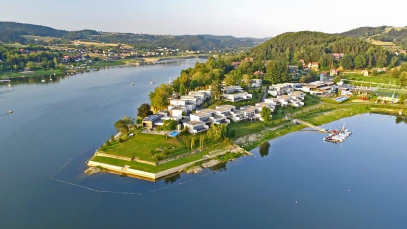 Sunshine Apartment*19 with Lemon Resort SPA attractions, on Lake Rożnowskie..